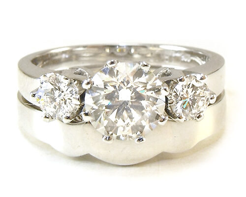 diamond rings Sunshine Coast - wedding rings Mooloolaba