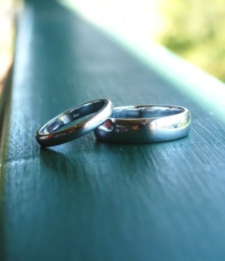 wedding rings Sunshine Coast - handmade engagement rings Maroochydore